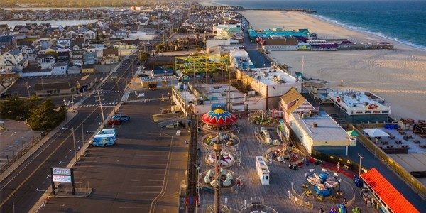 Drone picture featuring Jenkinson's Ride Park, Parking Lot, and Boardwalk